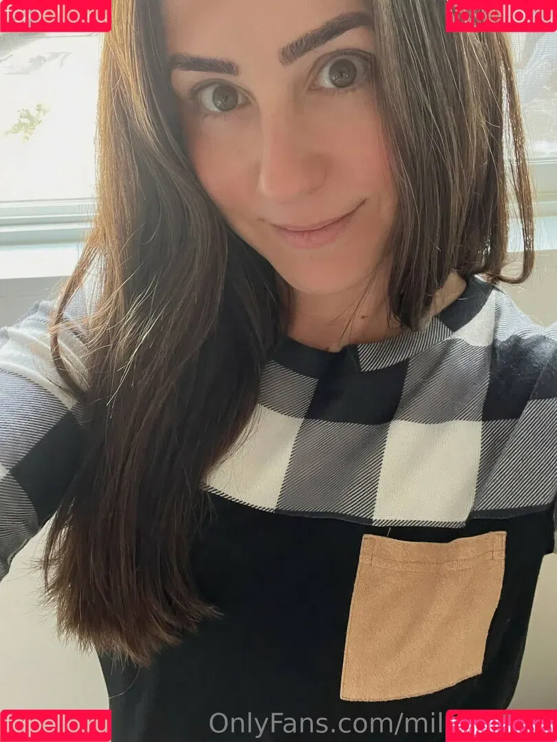 mila_james Onlyfans Photo Gallery 