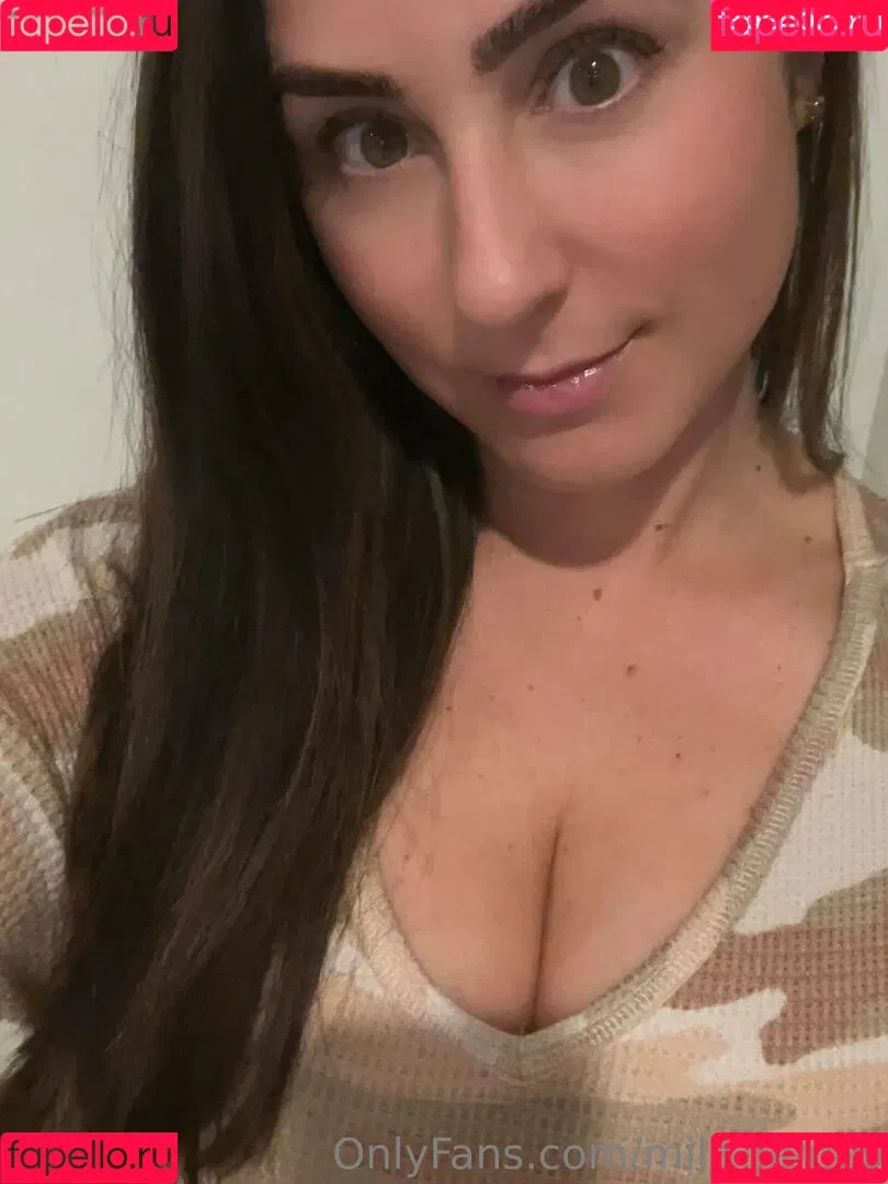 mila_james Onlyfans Photo Gallery 