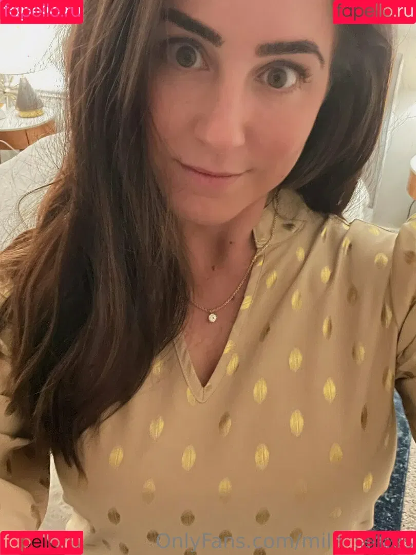 mila_james Onlyfans Photo Gallery 