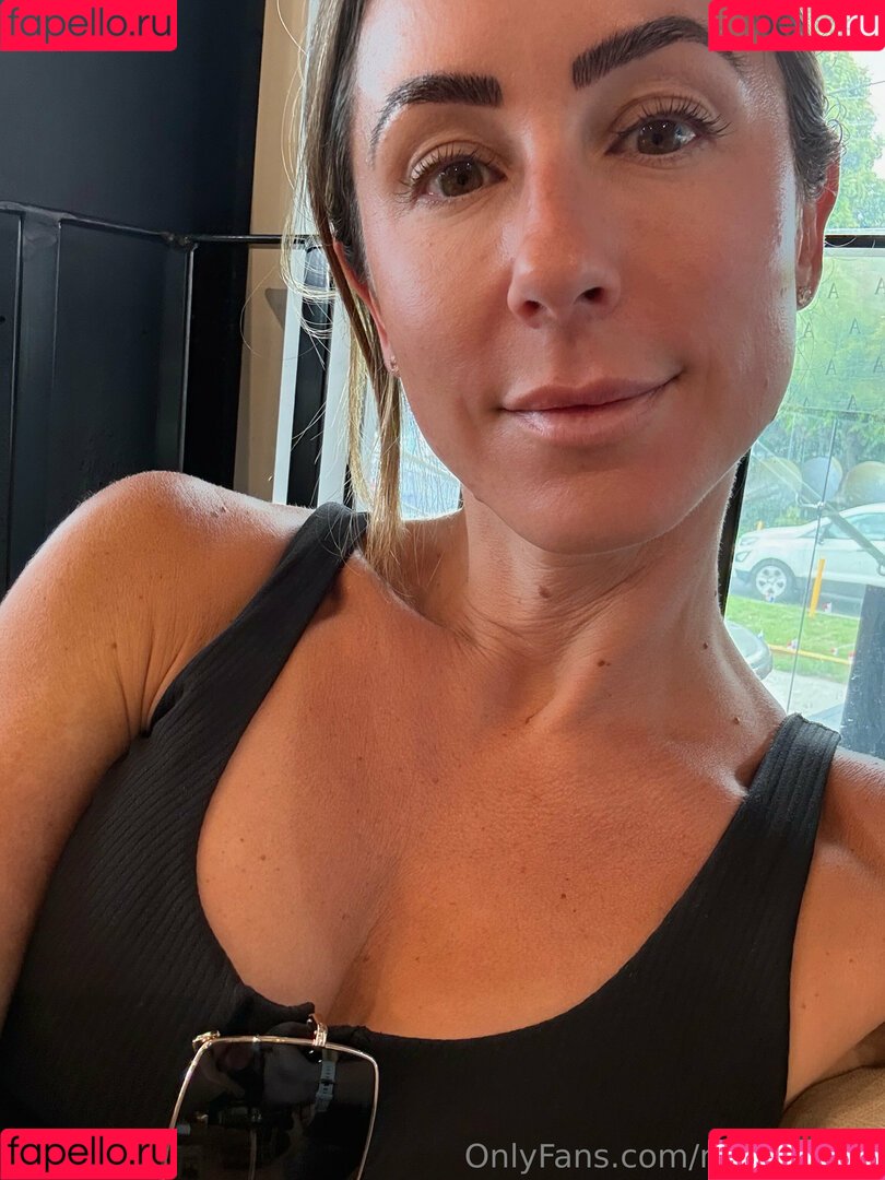 mila_james Onlyfans Photo Gallery 