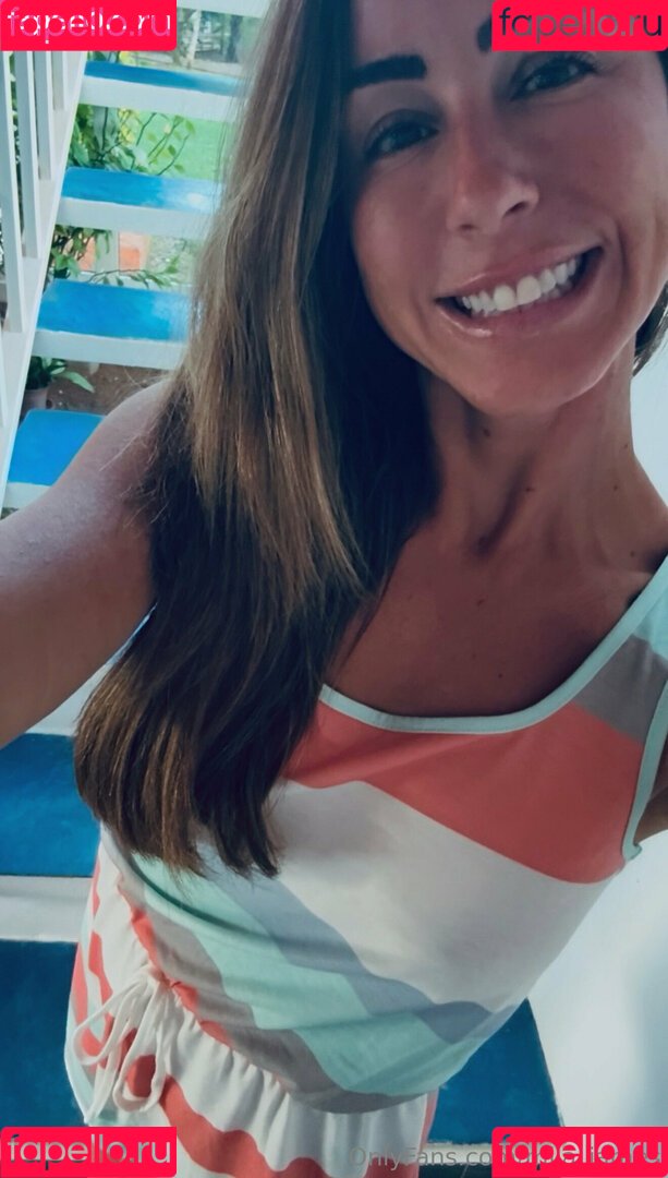 mila_james Onlyfans Photo Gallery 