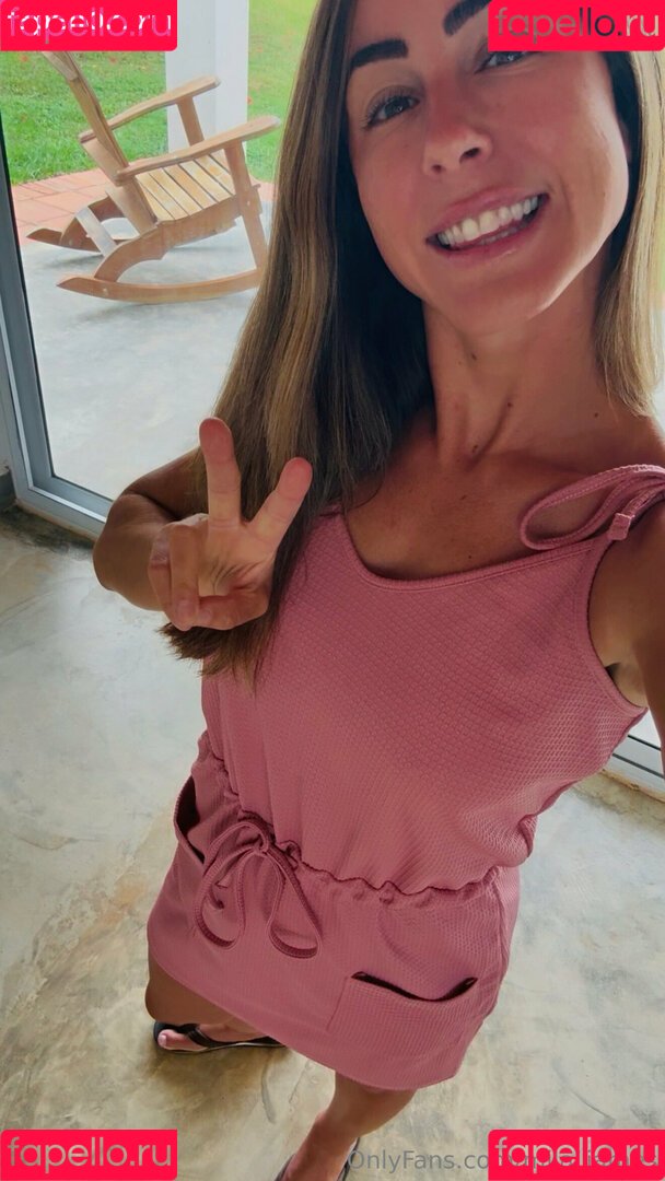 mila_james Onlyfans Photo Gallery 