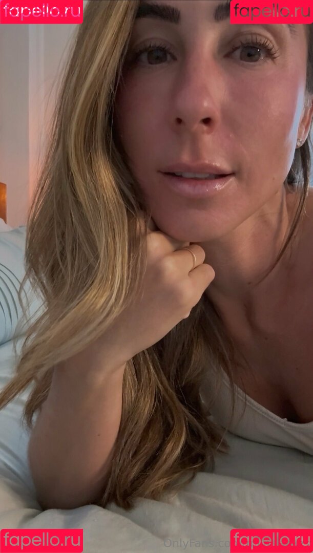 mila_james Onlyfans Photo Gallery 