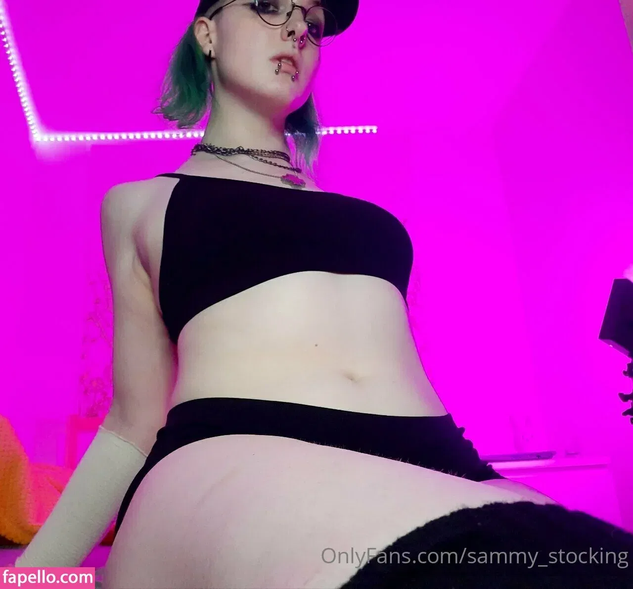 Sammy-Stocking Onlyfans Photo Gallery 