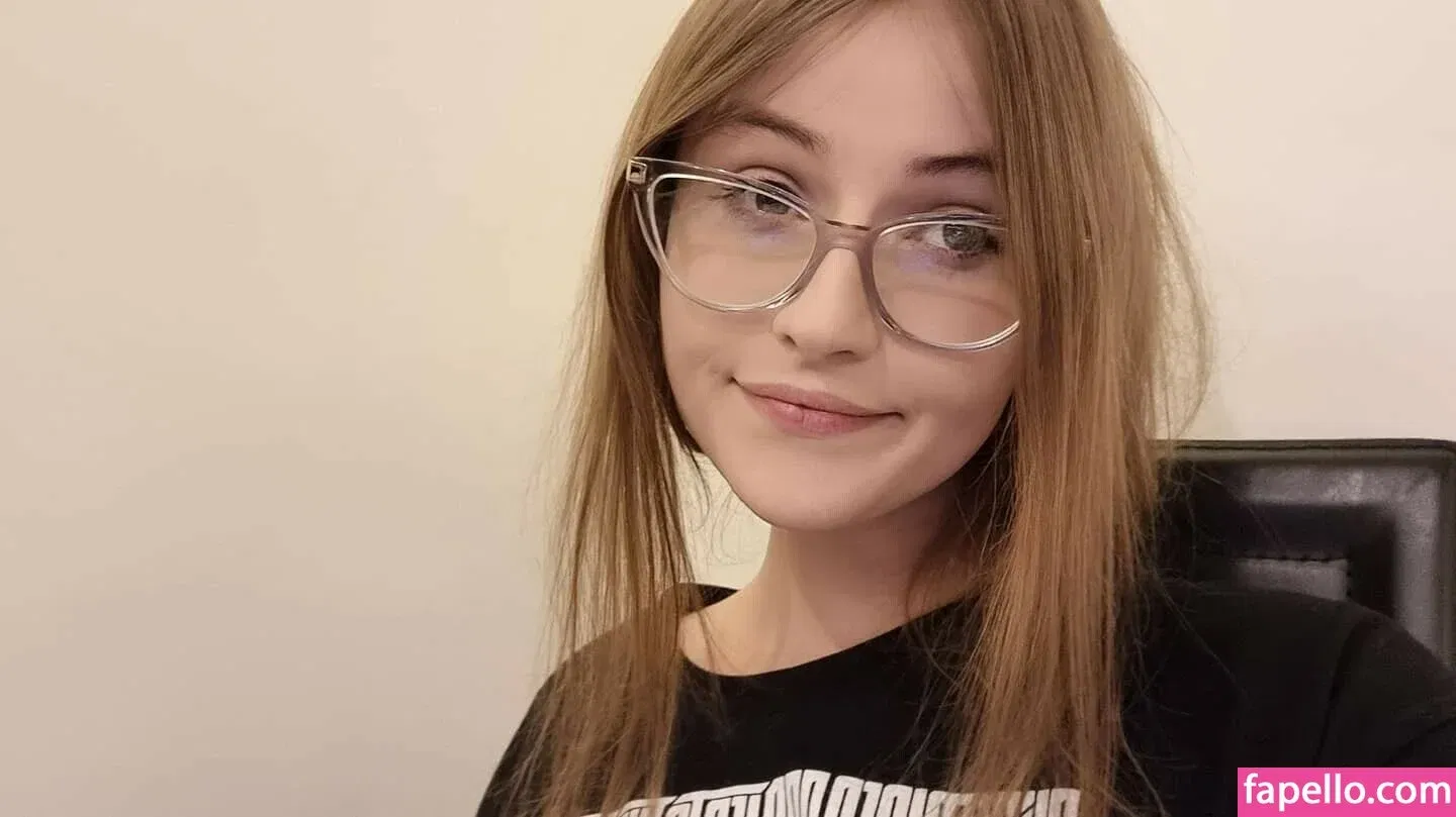 Sammy-Stocking Onlyfans Photo Gallery 