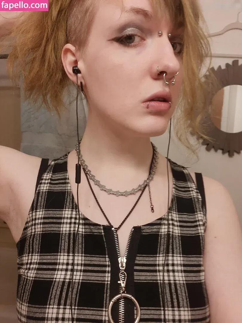 Sammy-Stocking Onlyfans Photo Gallery 