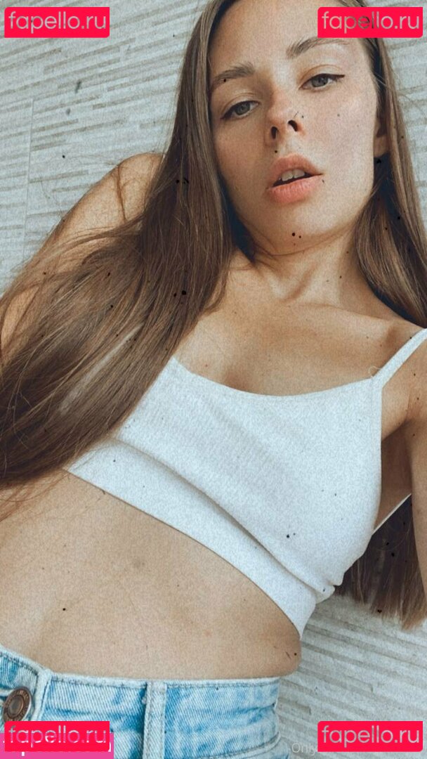 ninaliiin Nude Onlyfans Photo 32