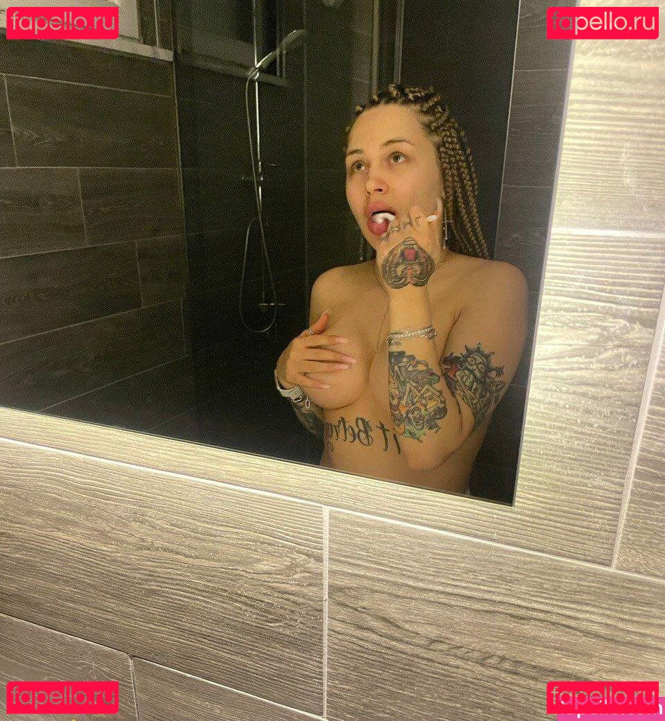 neyrobika Nude Onlyfans Photo 4