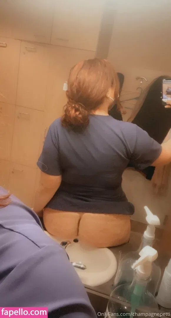 champagnepetti Onlyfans Photo Gallery 