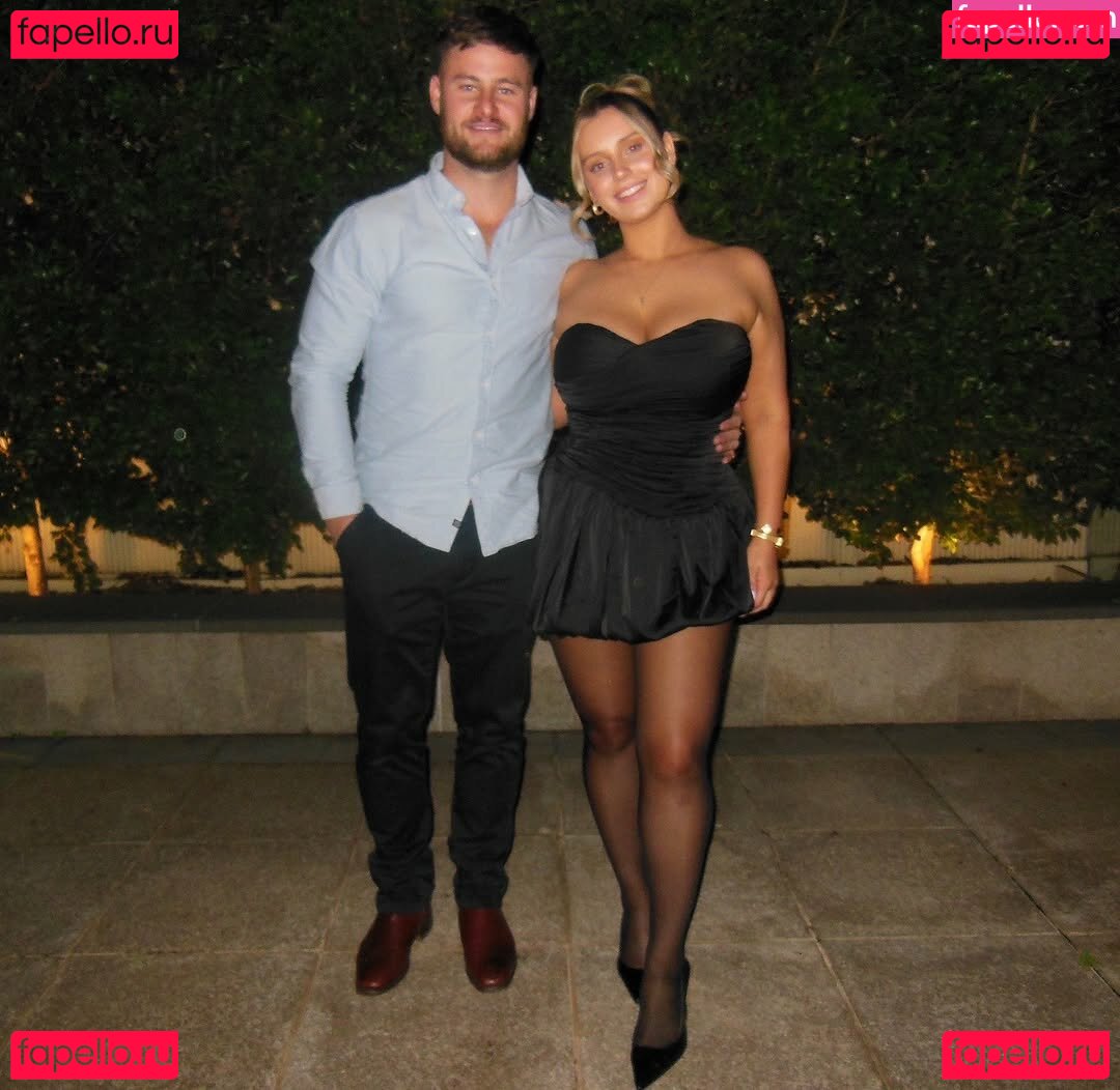 Sacha Ross Nude Onlyfans Photo 15