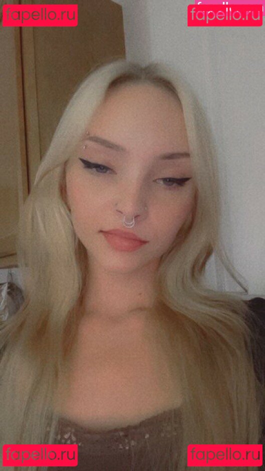 disint3grat3d Nude Onlyfans Photo 17