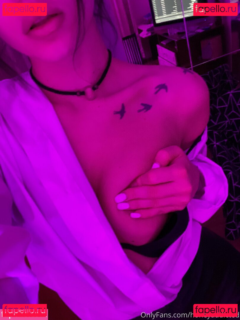 honeyaddicted Nude Onlyfans Photo 5