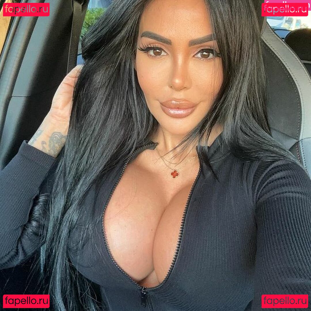 Holly James Nude Onlyfans Photo 25