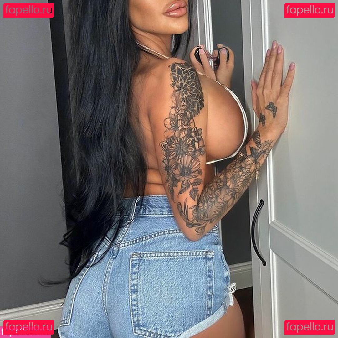 Holly James Nude Onlyfans Photo 23