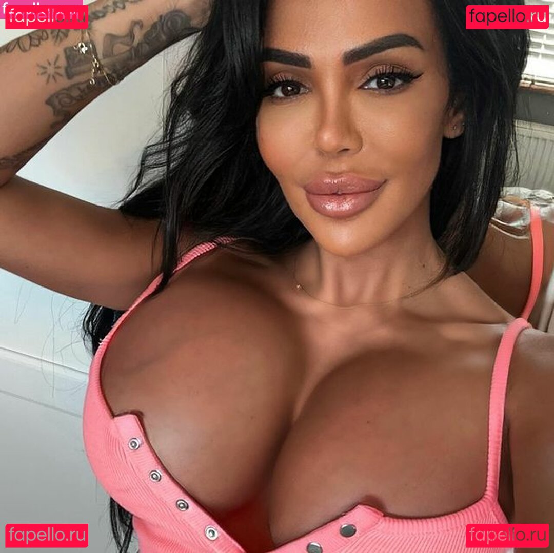 Holly James Nude Onlyfans Photo 18