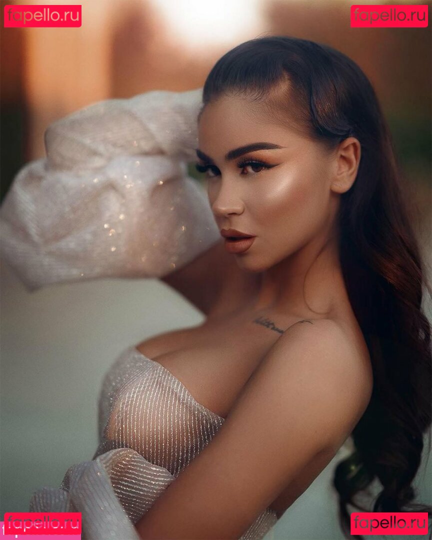 Artanitaj Nude Onlyfans Photo 16