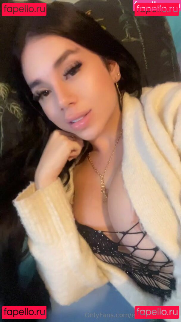 Emily Muñeton Nude Onlyfans Photo 5