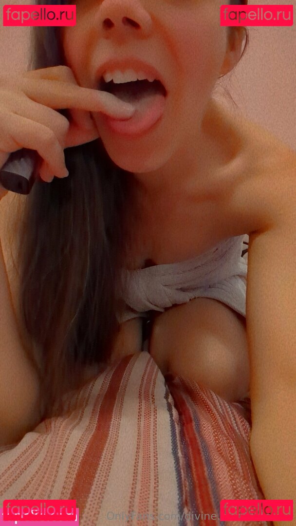 divine.blackrosefree Nude Onlyfans Photo 7