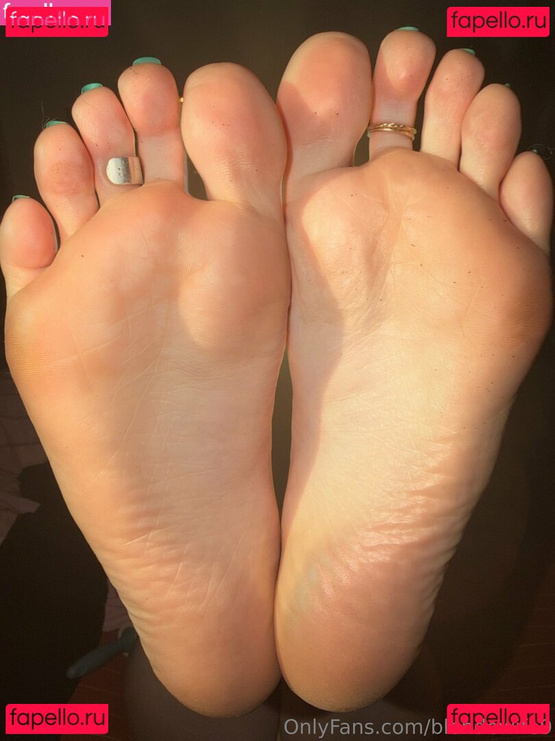 blondewife9 Nude Onlyfans Photo 4