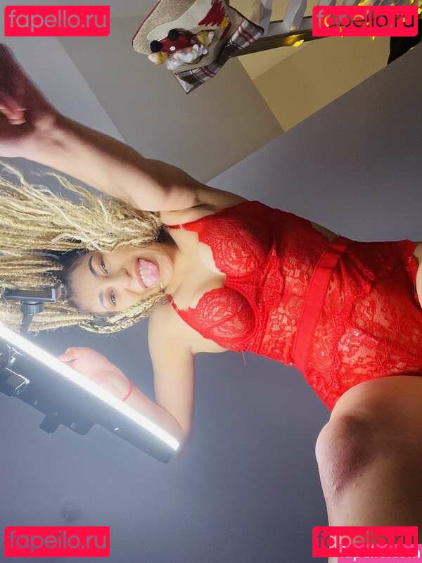 onlyariell Nude Onlyfans Photo 12