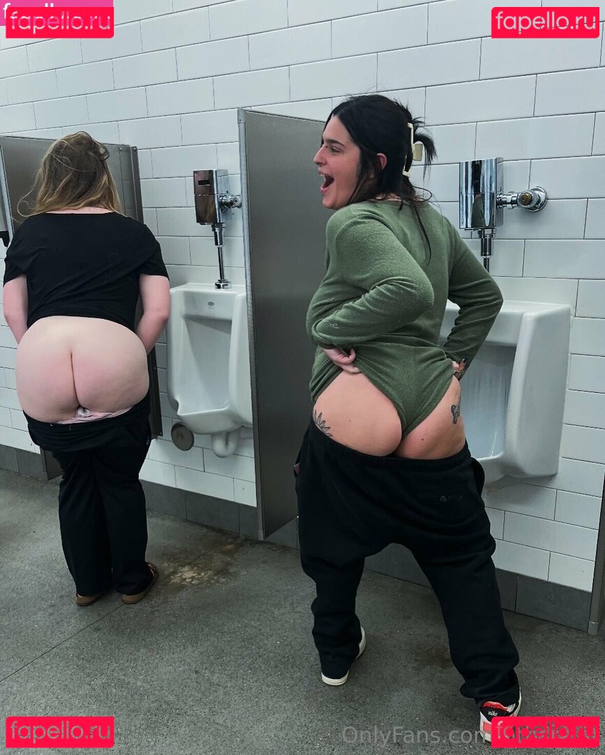 btbspam Nude Onlyfans Photo 9