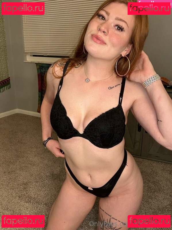 Rosy Lil Red Nude Onlyfans Photo 4