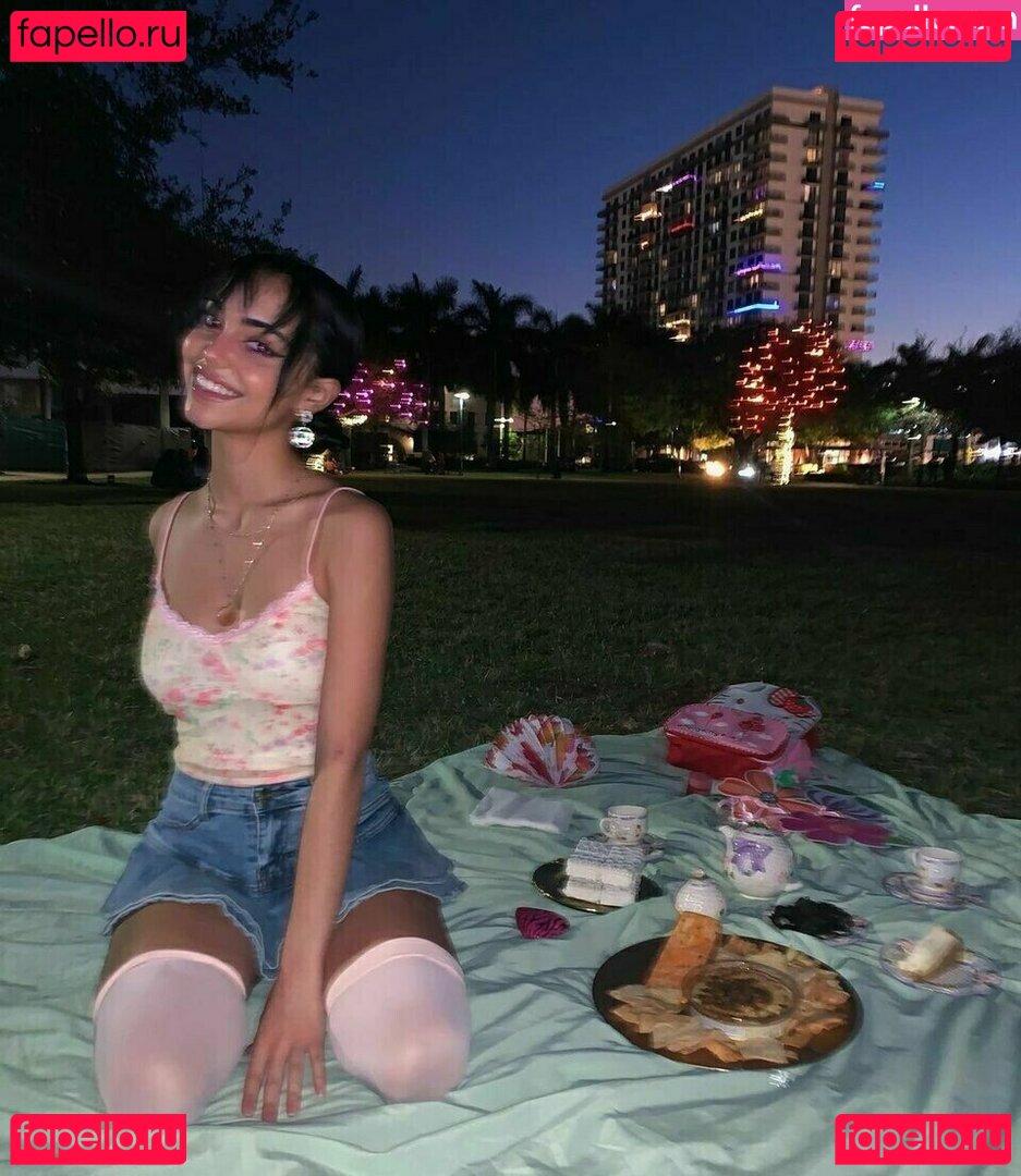 Aria Flores Nude Onlyfans Photo 17