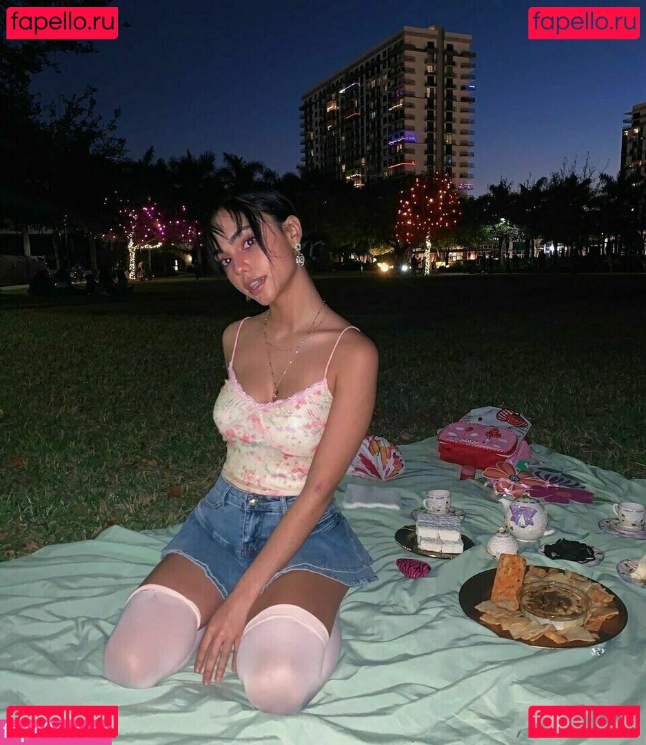 Aria Flores Nude Onlyfans Photo 18