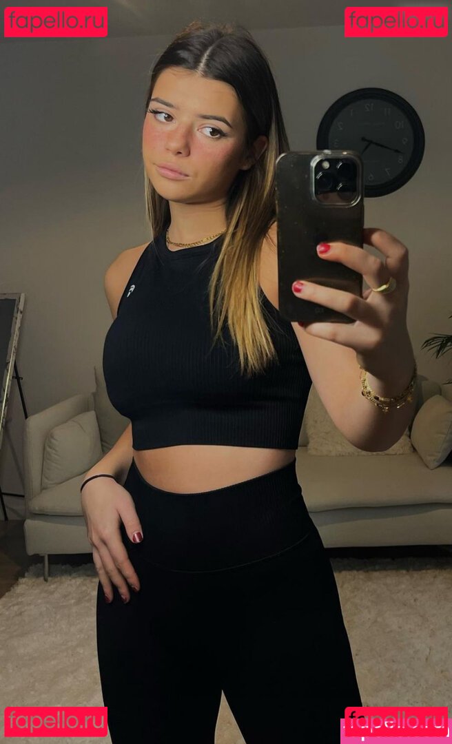 emmabourson Nude Onlyfans Photo 16
