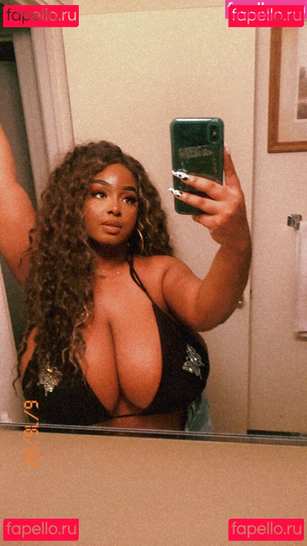 Milkmami89 Nude Onlyfans Photo 17