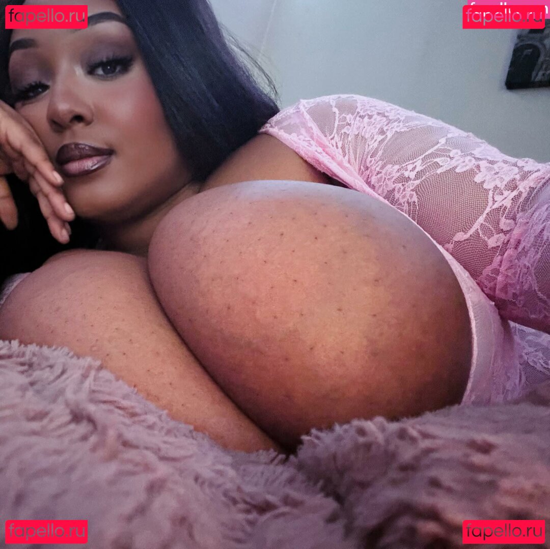 Milkmami89 Nude Onlyfans Photo 10