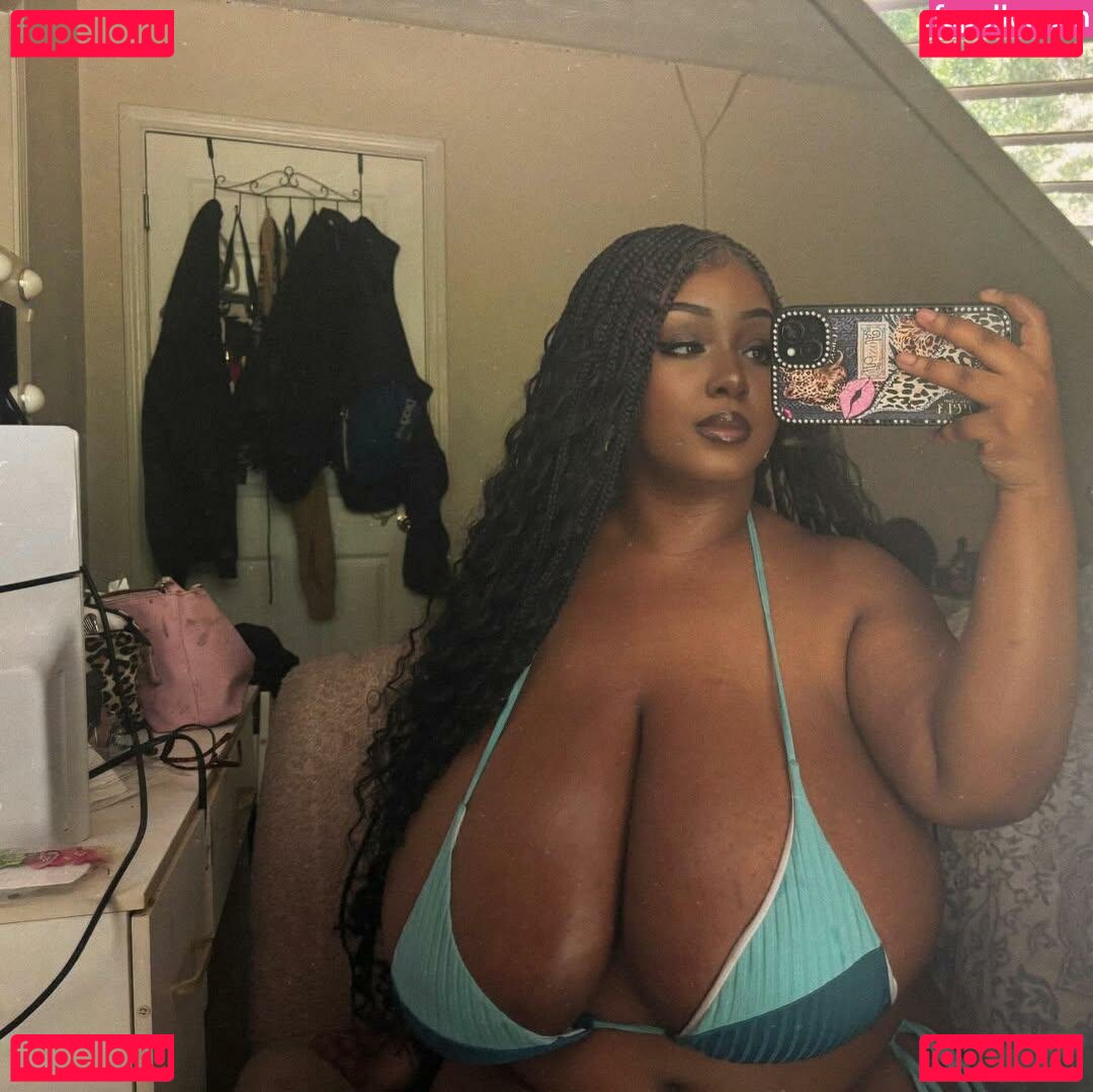 Milkmami89 Nude Onlyfans Photo 3