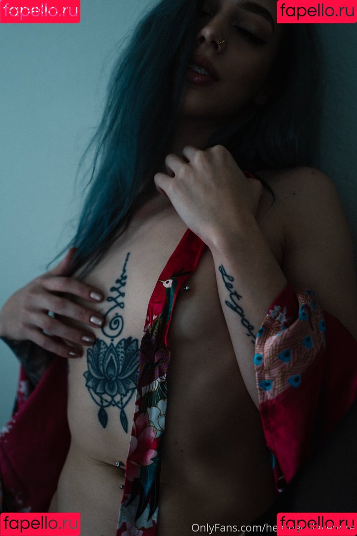 Hatori 紀奈奈 Onlyfans Photo Gallery 