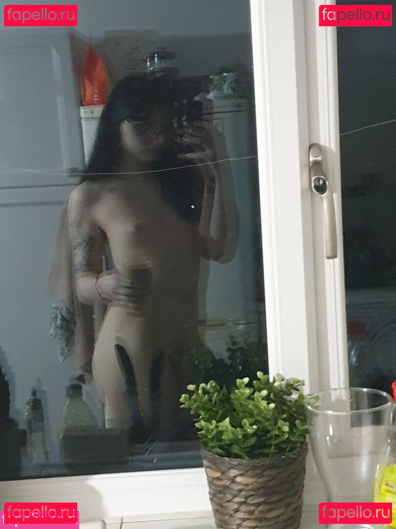 lilychoccy Nude Onlyfans Photo 33