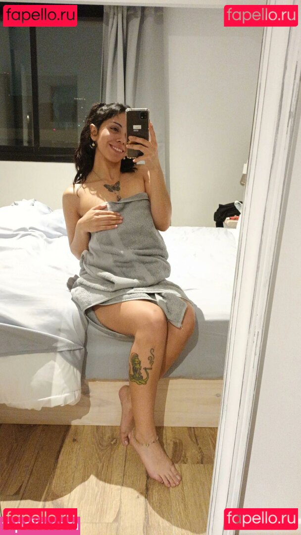 sophie.cherry Nude Onlyfans Photo 14