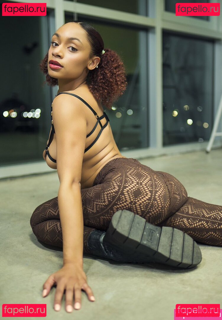 Tpnaomi Nude Onlyfans Photo 6