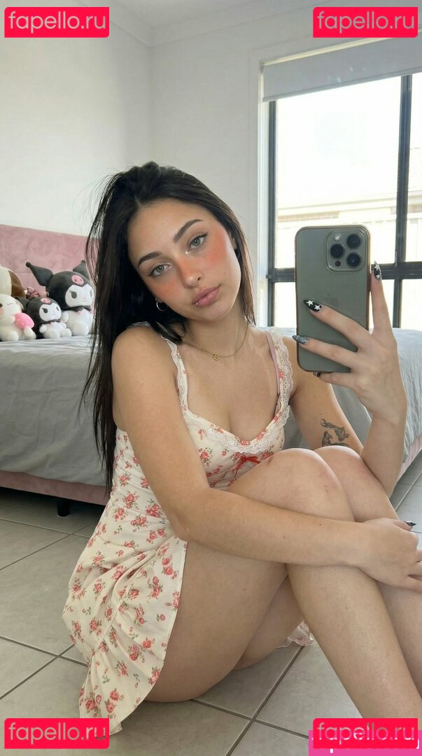 sophieharx Nude Onlyfans Photo 9