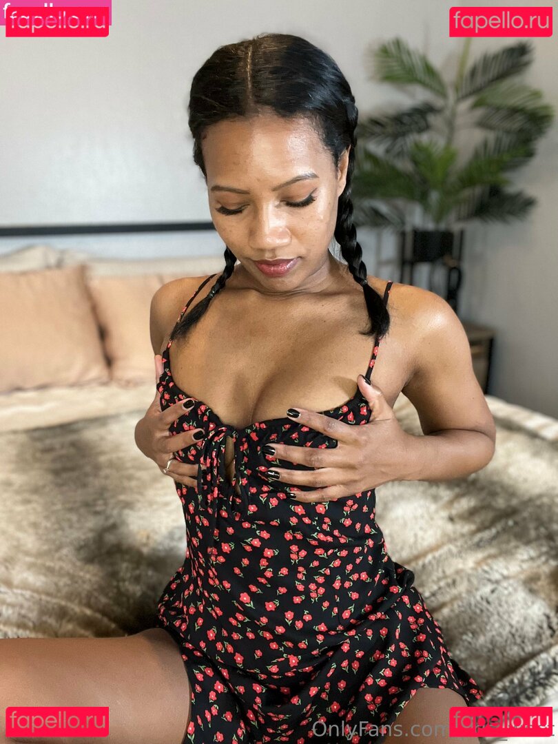 pris_west_free Nude Onlyfans Photo 19
