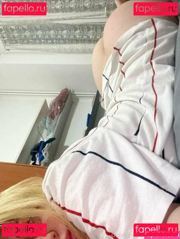 elenitzakara Nude Onlyfans Photo 13