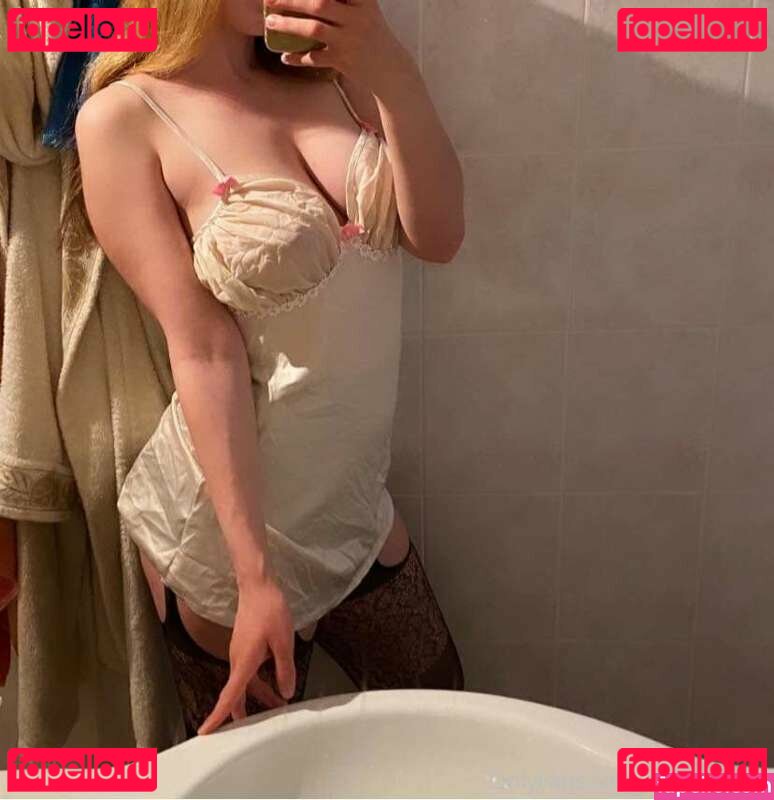 elenitzakara Nude Onlyfans Photo 7