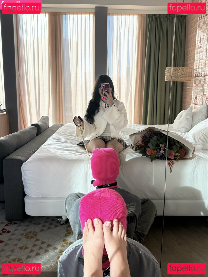 Goddess Meraki Nude Onlyfans Photo 19