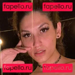 Zariah Aura Onlyfans Photo Gallery 