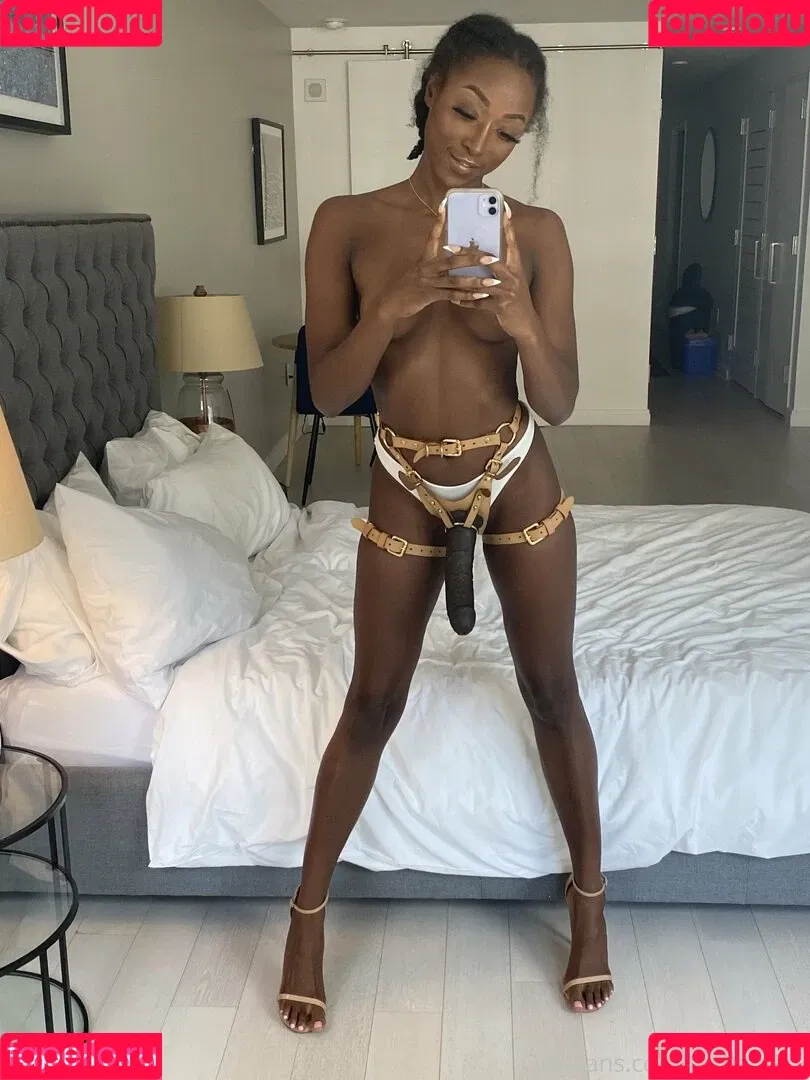 tashablack Onlyfans Photo Gallery 