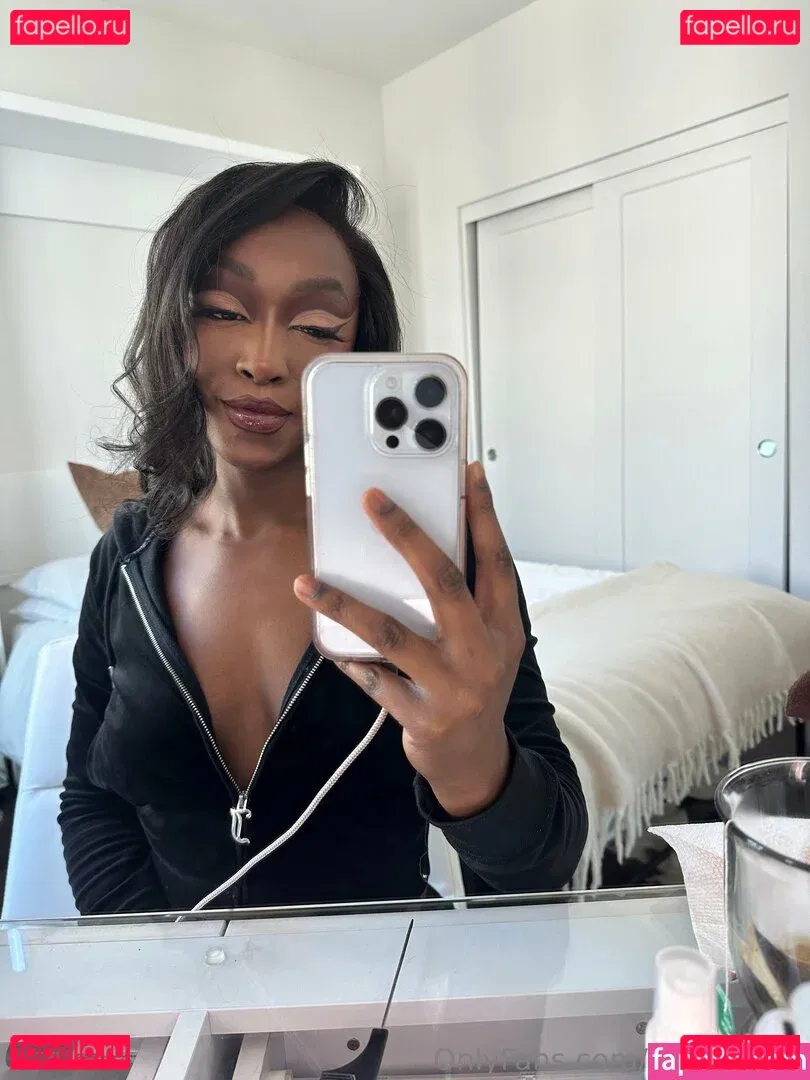 tashablack Onlyfans Photo Gallery 