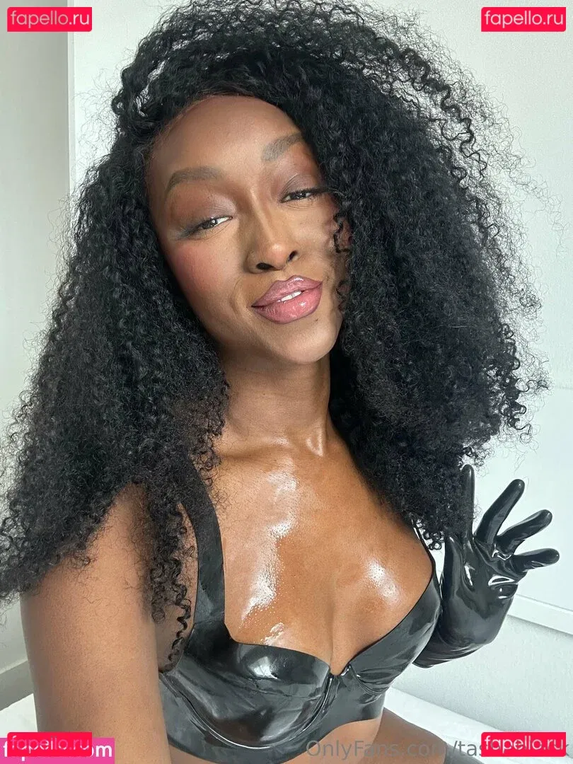 tashablack Onlyfans Photo Gallery 