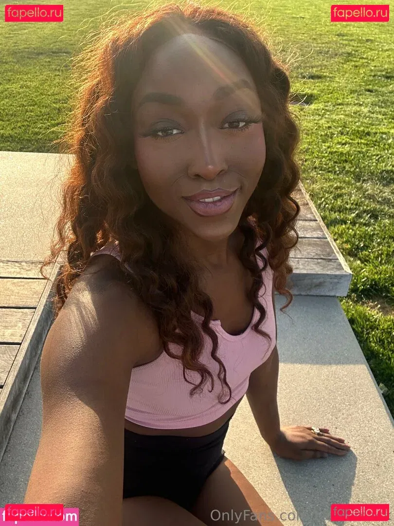 tashablack Onlyfans Photo Gallery 