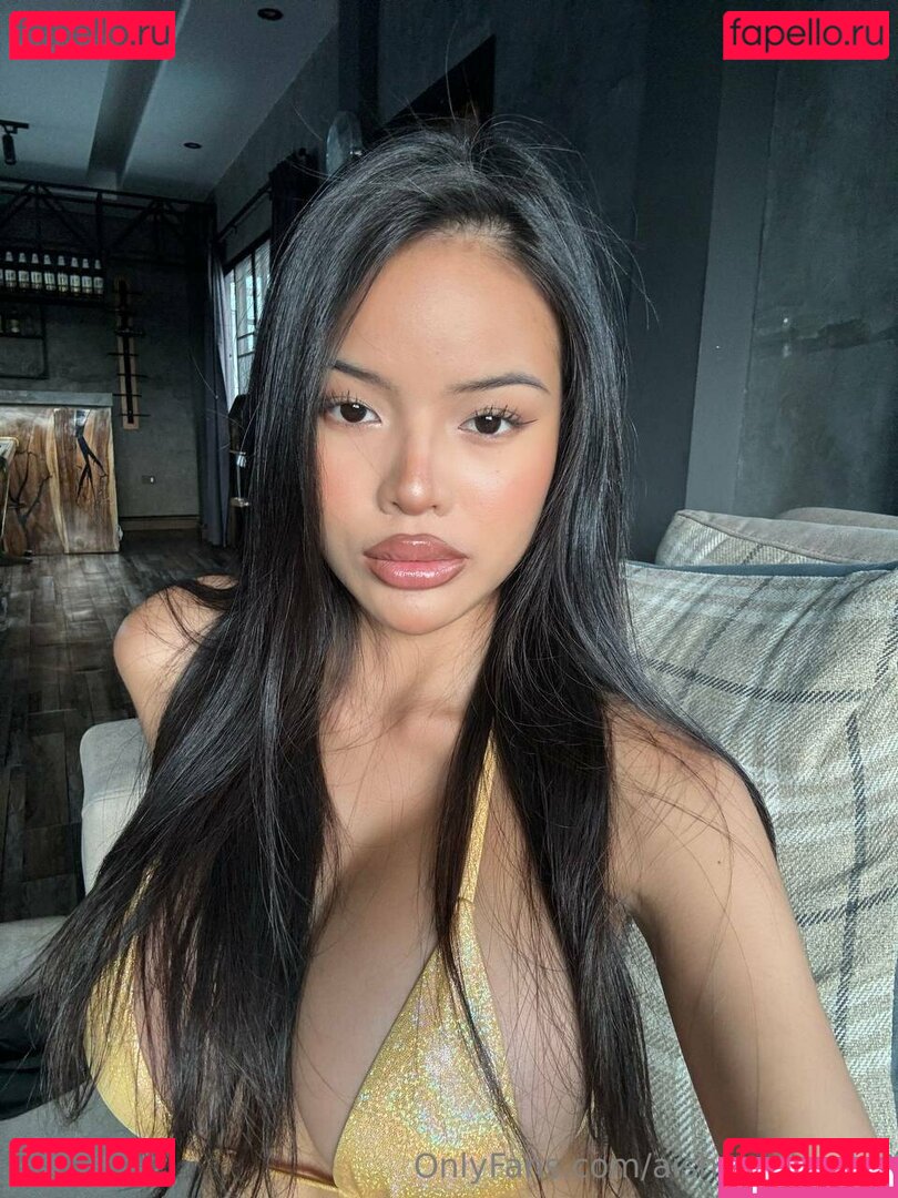 Callmemia1 Nude Onlyfans Photo 10