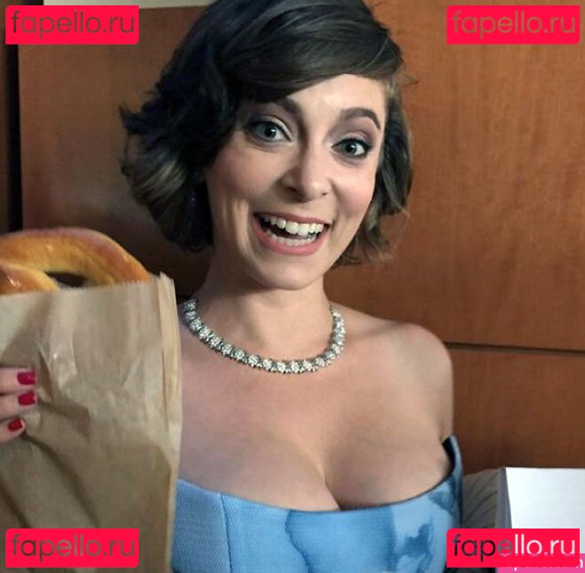 Rachel Bloom Nude Onlyfans Photo 25