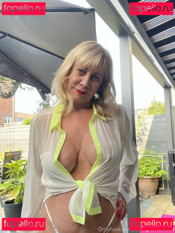 Monika Weiss Nude Onlyfans Photo 31