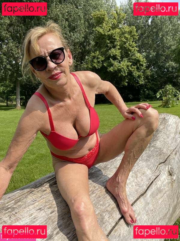 Monika Weiss Nude Onlyfans Photo 26